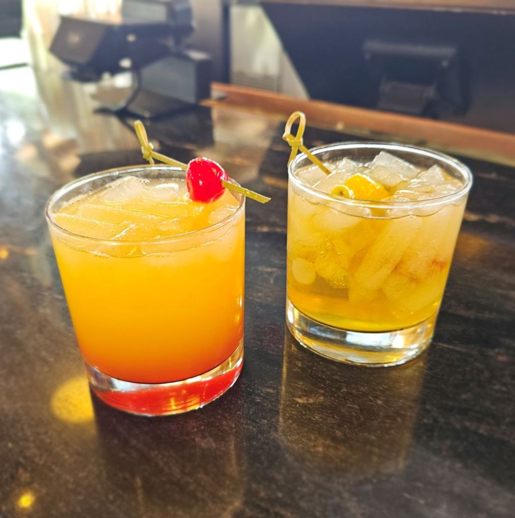 Drinks at Geyser Point Bar and Grill